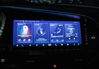 Подержанный автомобиль Geely Tugella 2022 года (16 фото)