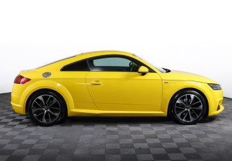 Подержанный автомобиль Audi TT Coupe 2016 года (4 фото)