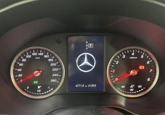 Подержанный автомобиль Mercedes-Benz GLC Coupe 2020 года (12 фото)