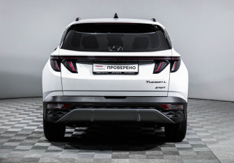 Подержанный автомобиль Hyundai Tucson 2024 года (6 фото)