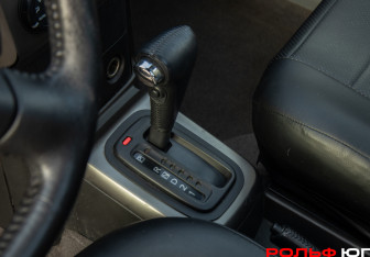 Подержанный автомобиль Nissan X-Trail 2006 года (19 фото)