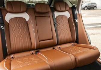 Подержанный автомобиль Voyah Free 2023 года (15 фото)