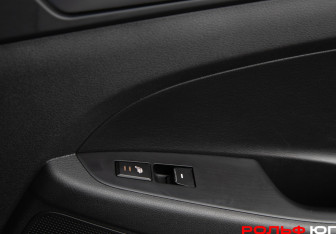 Подержанный автомобиль Hyundai Tucson 2016 года (17 фото)