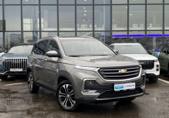 Подержанный автомобиль Chevrolet Captiva 2022 года (3 фото)
