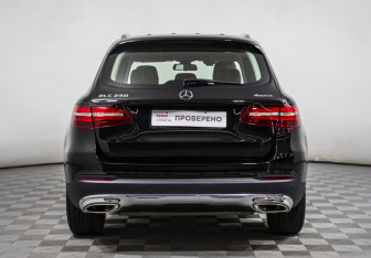 Подержанный автомобиль Mercedes-Benz GLC Coupe 2017 года (6 фото)
