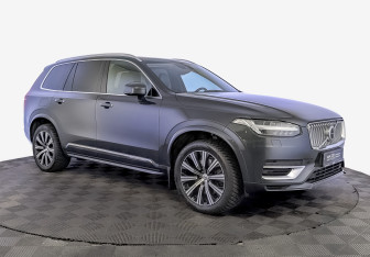 Подержанный автомобиль Volvo XC90 2021 года (3 фото)