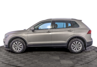 Подержанный автомобиль Volkswagen Tiguan 2018 года (8 фото)