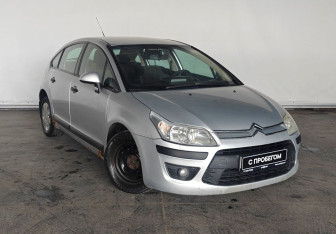 Подержанный автомобиль Citroen C4 Hatchback 2009 года (3 фото)