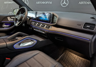 Подержанный автомобиль Mercedes-Benz GLE 2021 года (13 фото)