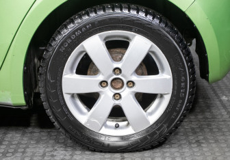 Подержанный автомобиль Suzuki Swift Hatchback 2009 года (17 фото)