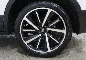 Подержанный автомобиль FAW Bestune T77 2022 года (9 фото)