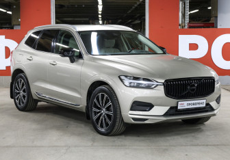 Подержанный автомобиль Volvo XC60 2018 года (3 фото)