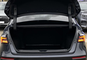 Подержанный автомобиль Omoda S5 GT 2024 года (10 фото)