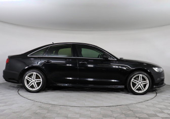 Подержанный автомобиль Audi A6 Sedan 2017 года (4 фото)