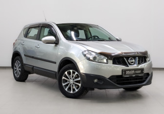 Подержанный автомобиль Nissan Qashqai 2013 года (3 фото)