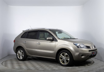 Подержанный автомобиль Renault Koleos 2010 года (3 фото)