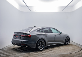 Подержанный автомобиль Audi A5 Liftback 2020 года (5 фото)