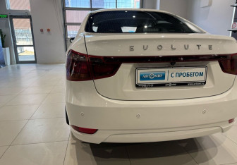 Подержанный автомобиль Evolute i-PRO 2022 года (7 фото)