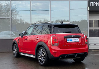 Подержанный автомобиль MINI Countryman 2019 года (7 фото)