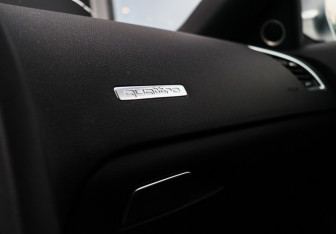 Подержанный автомобиль Audi RS 5 Coupe 2011 года (18 фото)