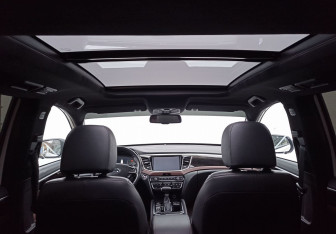 Подержанный автомобиль GAC GS8 2023 года (15 фото)