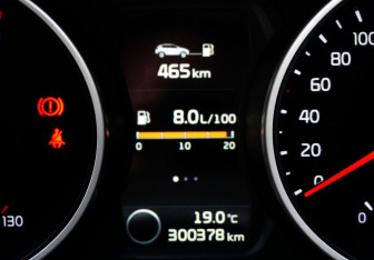 Подержанный автомобиль Kia Sportage 2014 года (15 фото)
