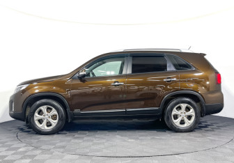 Подержанный автомобиль Kia Sorento 2020 года (8 фото)