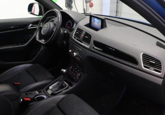 Подержанный автомобиль Audi Q3 2017 года (19 фото)