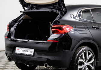 Подержанный автомобиль BMW X2 2018 года (17 фото)