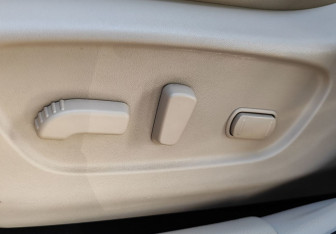 Подержанный автомобиль Nissan X-Trail 2017 года (16 фото)