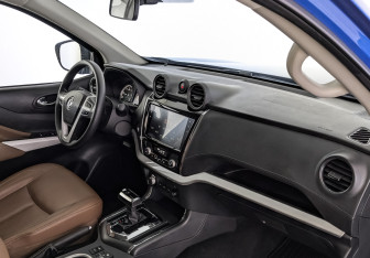 Подержанный автомобиль DongFeng DF6 2022 года (13 фото)