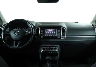 Подержанный автомобиль Skoda Karoq 2020 года (12 фото)