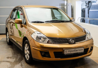 Подержанный автомобиль Nissan Tiida Sedan 2008 года (3 фото)