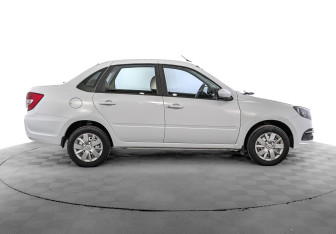 Подержанный автомобиль LADA (ВАЗ) Granta Sedan 2024 года (4 фото)