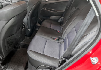 Подержанный автомобиль Hyundai Tucson 2018 года (12 фото)