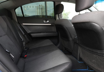 Подержанный автомобиль Mitsubishi Galant Sedan 2008 года (11 фото)