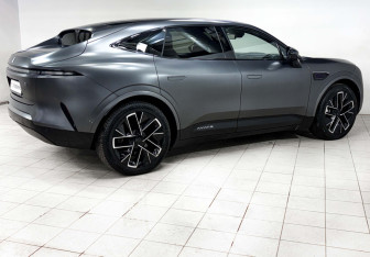 Подержанный автомобиль Avatr 11 2023 года (4 фото)