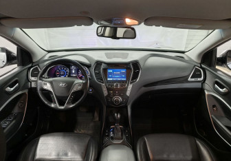 Подержанный автомобиль Hyundai Santa Fe 2013 года (13 фото)