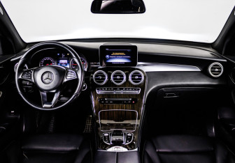 Подержанный автомобиль Mercedes-Benz GLC Coupe 2015 года (8 фото)