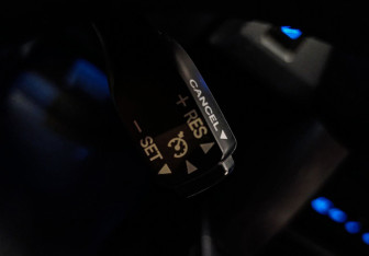 Подержанный автомобиль Toyota RAV4 2019 года (14 фото)