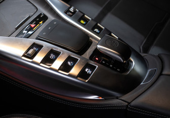 Подержанный автомобиль Mercedes-Benz AMG GT Liftback 2020 года (21 фото)