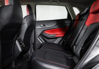 Подержанный автомобиль Changan CS55PLUS 2023 года (12 фото)