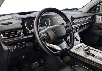 Подержанный автомобиль Exeed VX 2022 года (15 фото)