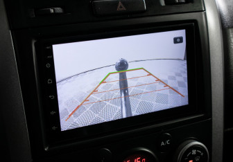 Подержанный автомобиль Suzuki Grand Vitara 2010 года (15 фото)