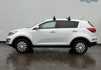 Подержанный автомобиль Kia Sportage 2015 года (8 фото)