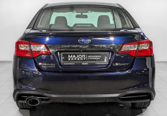 Подержанный автомобиль Subaru Legacy Sedan 2019 года (6 фото)