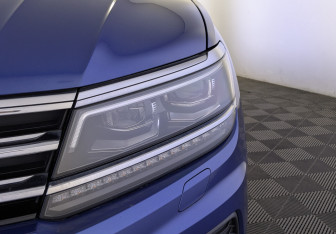 Подержанный автомобиль Volkswagen Tiguan 2019 года (11 фото)