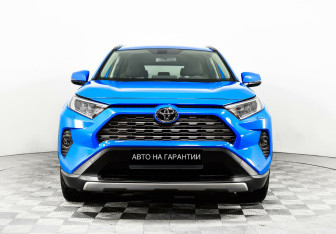 Подержанный автомобиль Toyota RAV4 2019 года (2 фото)