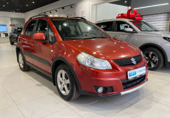 Подержанный автомобиль Suzuki SX4 Hatchback 2008 года (3 фото)