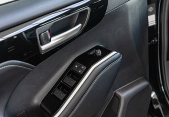 Новый Toyota Highlander 2025 (8 фото)